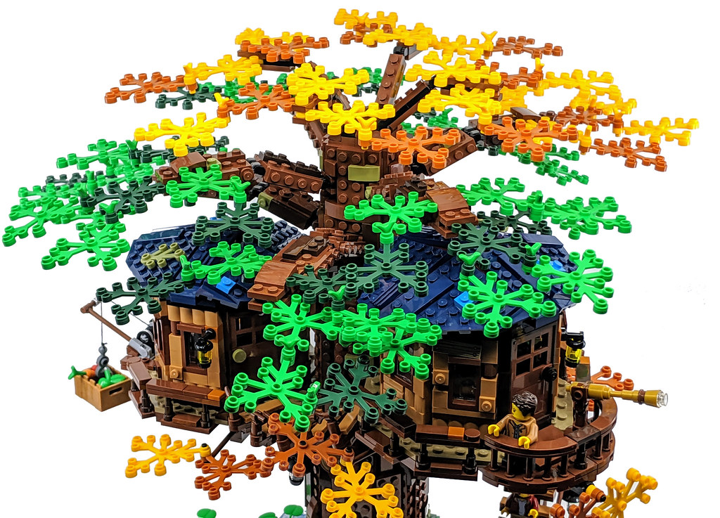 Lego  Tree House 21318 Set